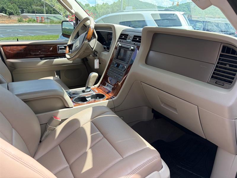 2011 Lincoln Navigator Base - Photo 11