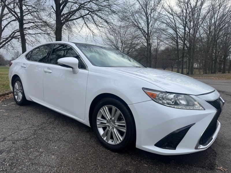 Lexus ES 350 Sedan 2015