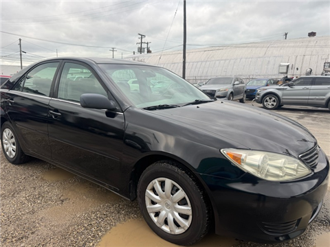 2005 Toyota Camry LE