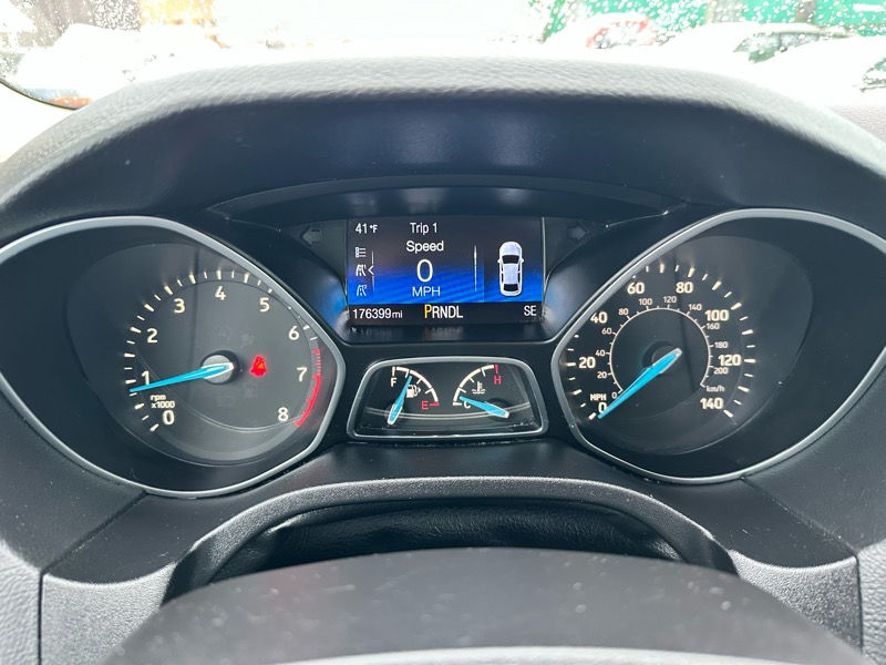 Ford Focus SE Sedan 2017