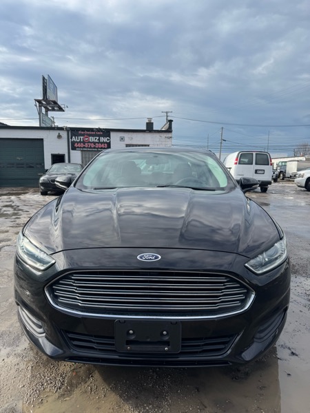 Ford Fusion SE 2015