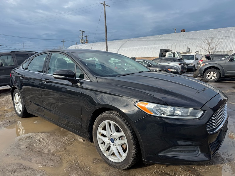 Ford Fusion SE 2015