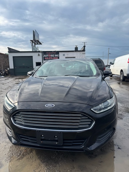 Ford Fusion SE 2015