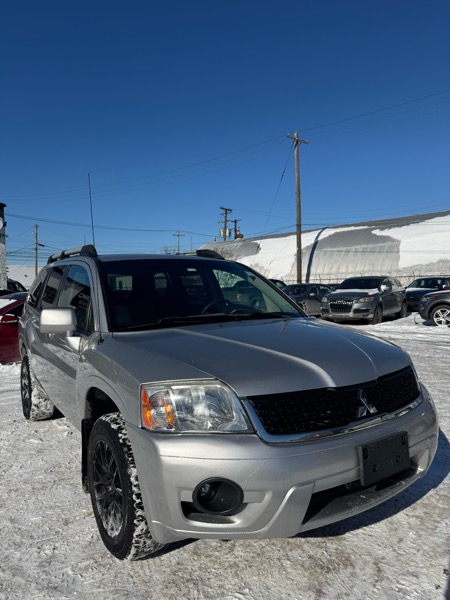 Mitsubishi Endeavor LS AWD 2011