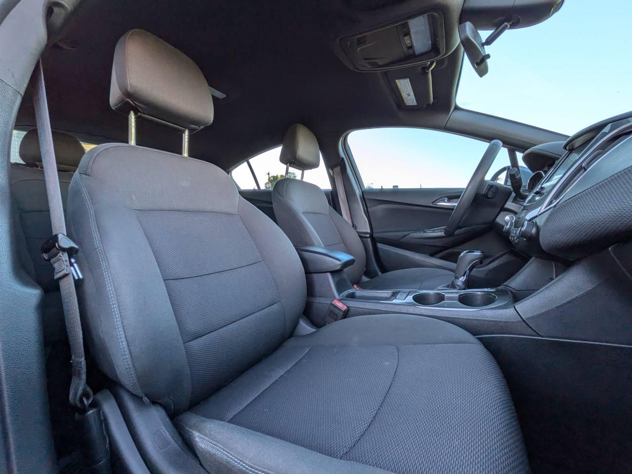 Chevrolet Cruze LT Auto Hatchback 2017