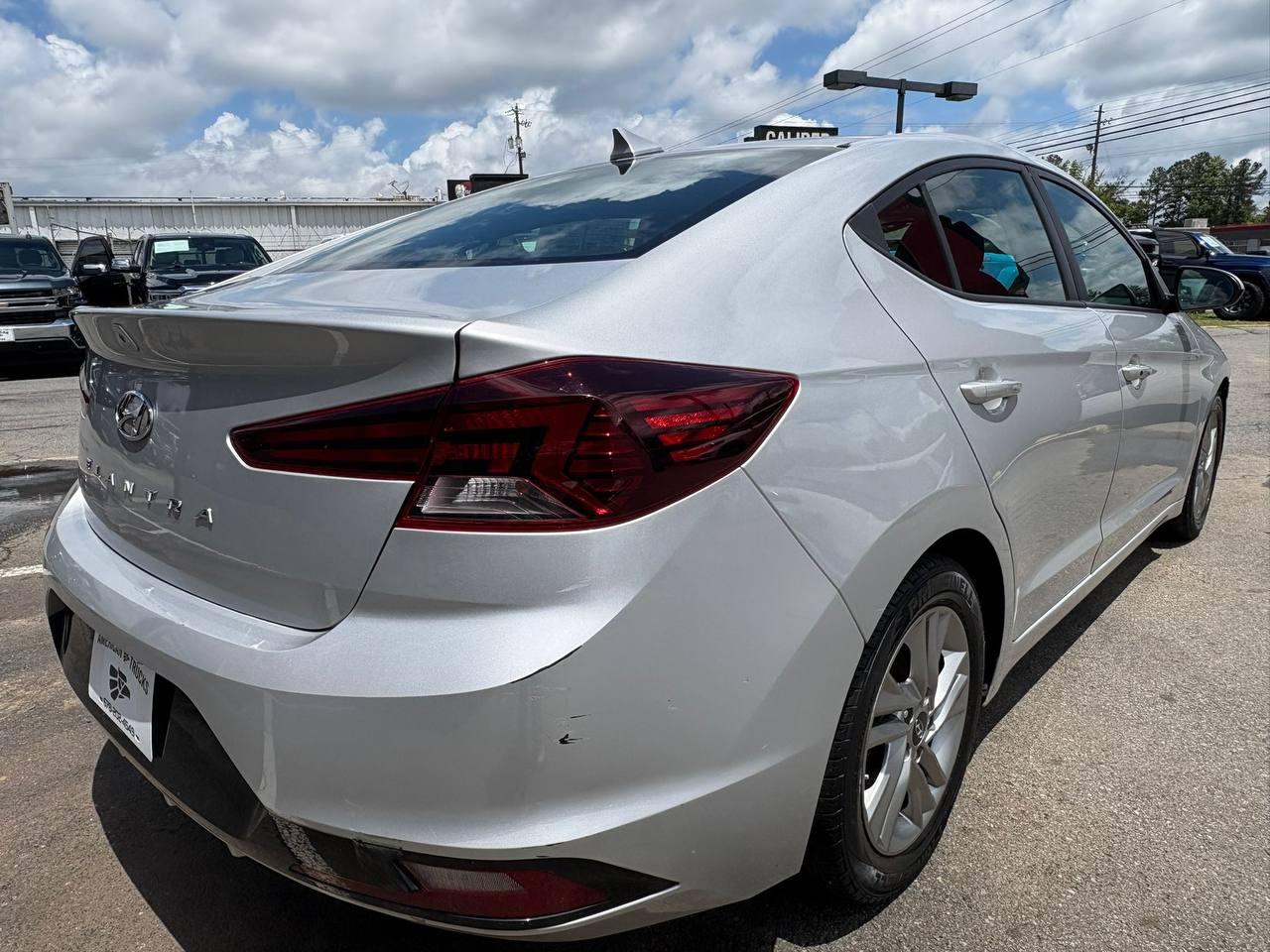 Hyundai Elantra Limited 2020