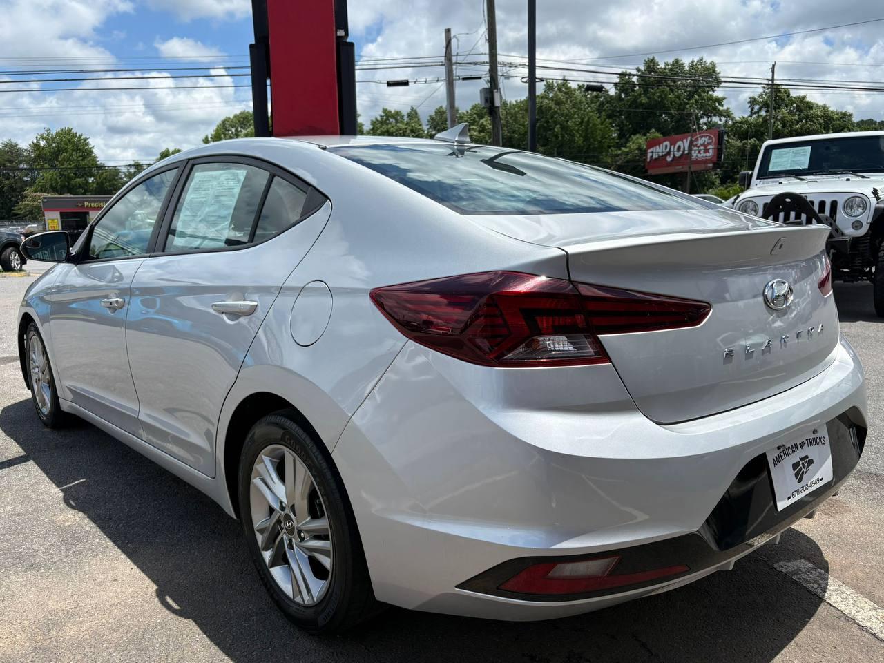 Hyundai Elantra Limited 2020