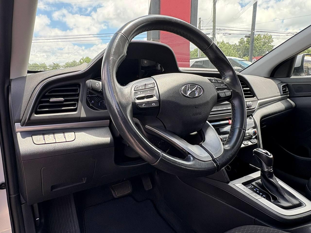 Hyundai Elantra Limited 2020