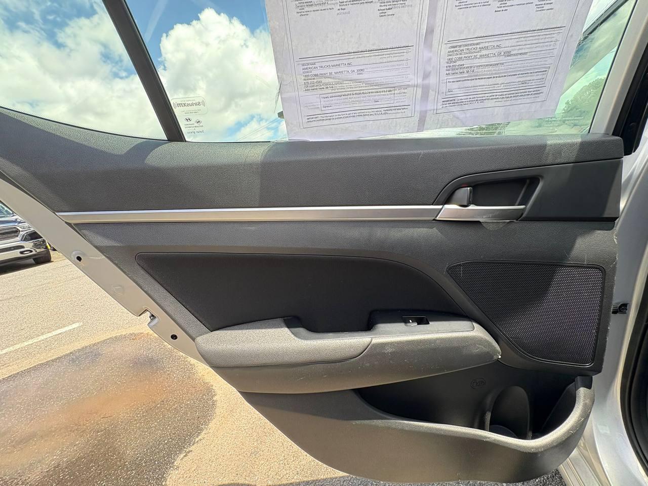 Hyundai Elantra Limited 2020
