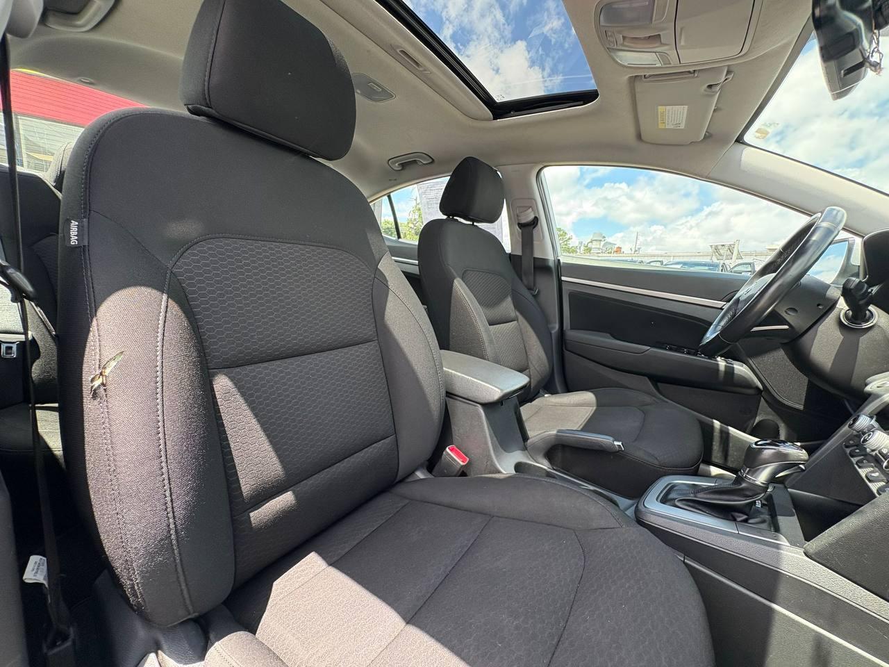 Hyundai Elantra Limited 2020