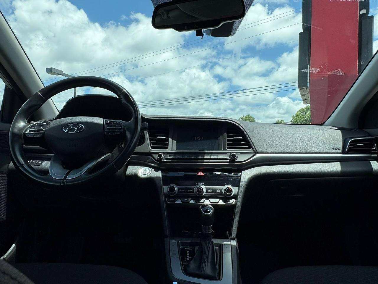 Hyundai Elantra Limited 2020