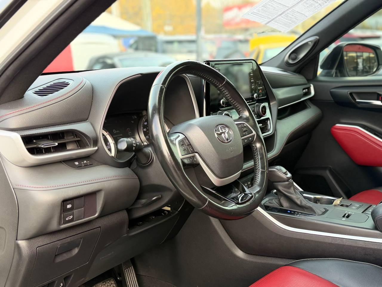 Toyota Highlander XSE FWD V6 2022