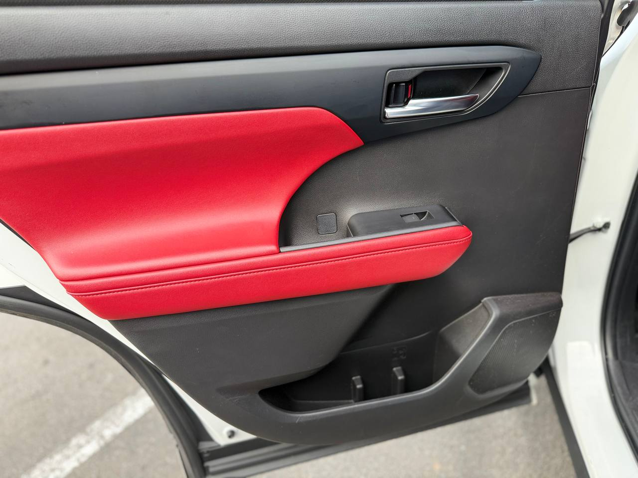 Toyota Highlander XSE FWD V6 2022