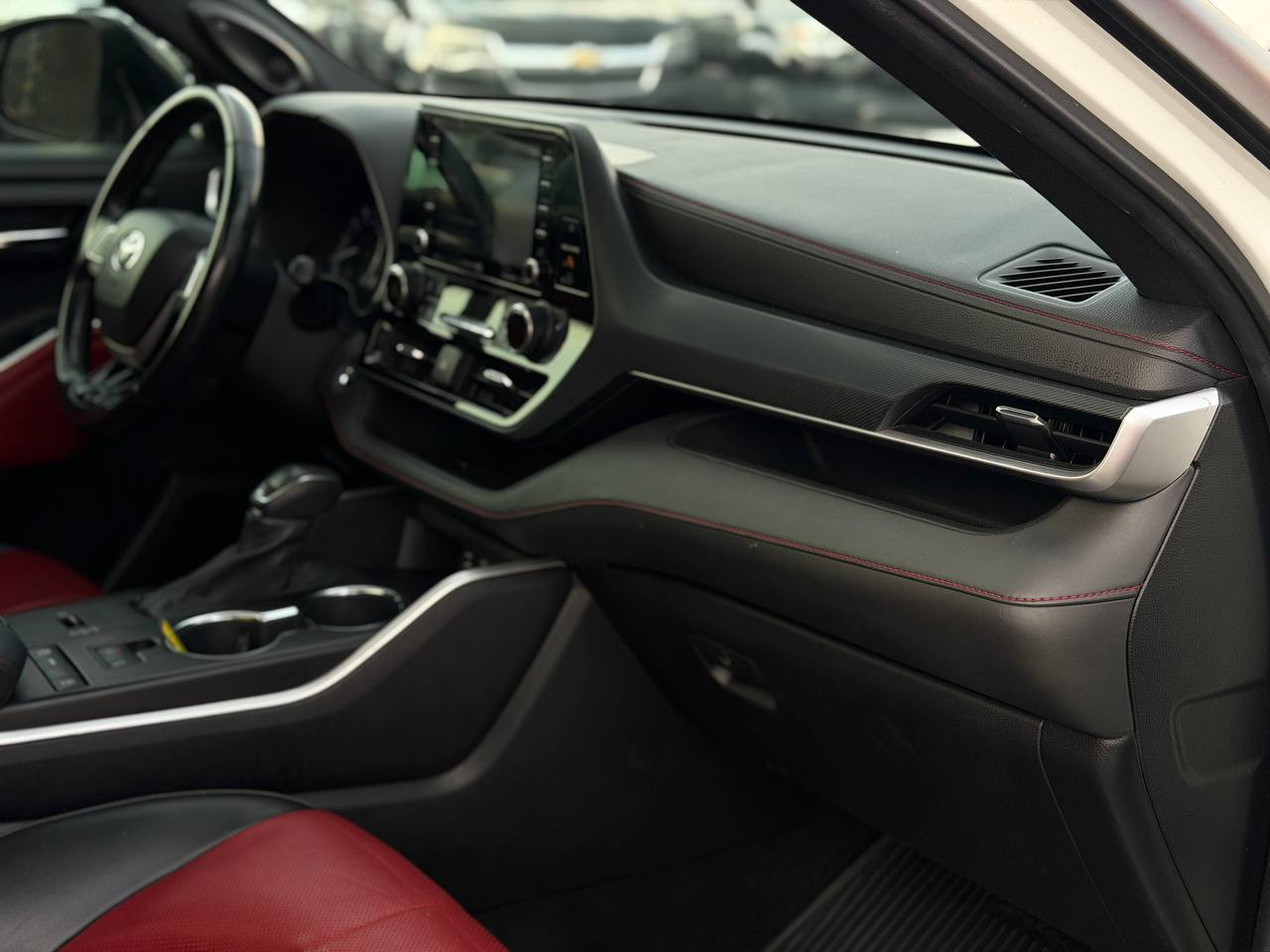 Toyota Highlander XSE FWD V6 2022