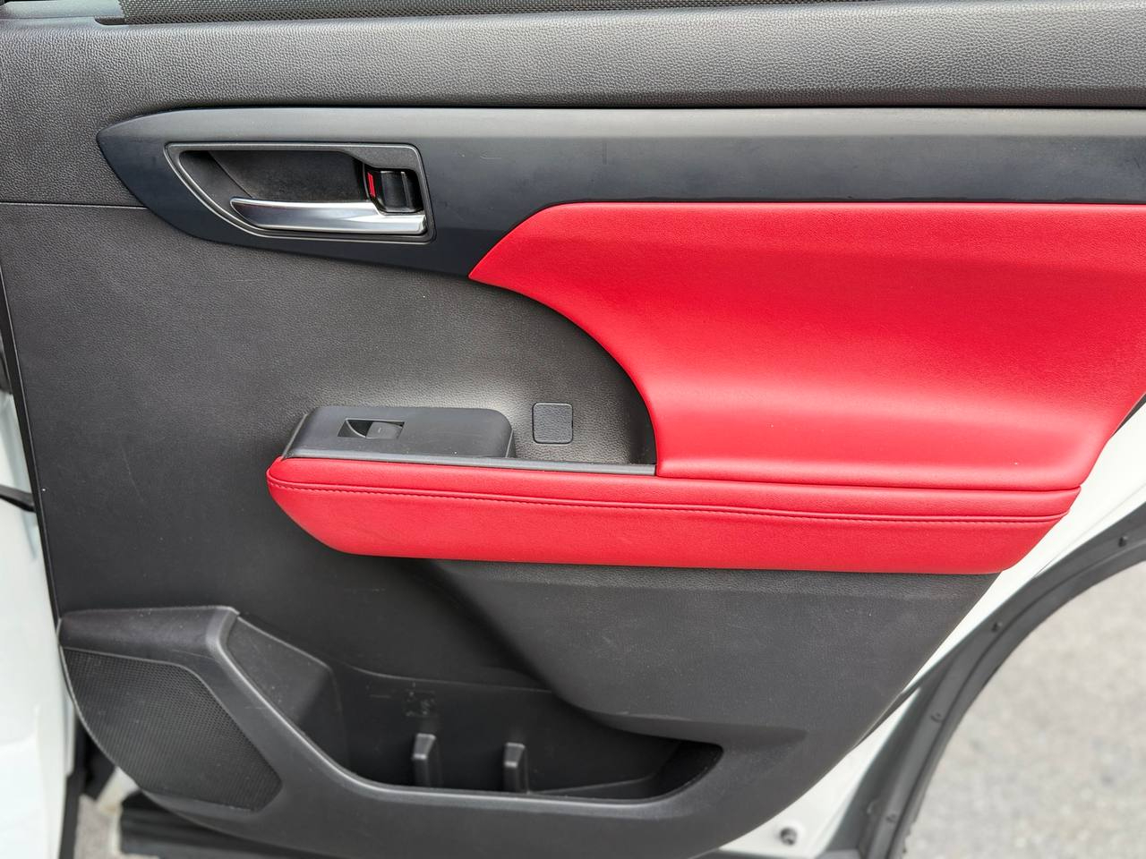 Toyota Highlander XSE FWD V6 2022