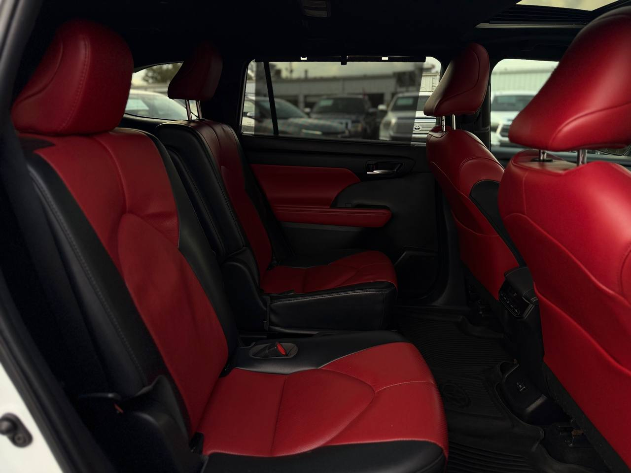 Toyota Highlander XSE FWD V6 2022