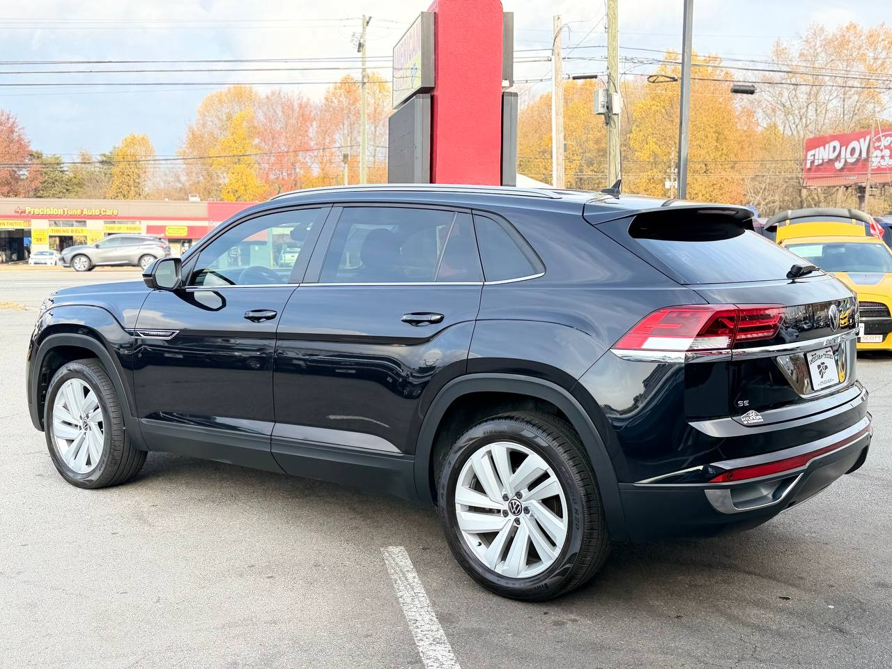 Volkswagen Atlas Cross Sport SE w/Technology 2021