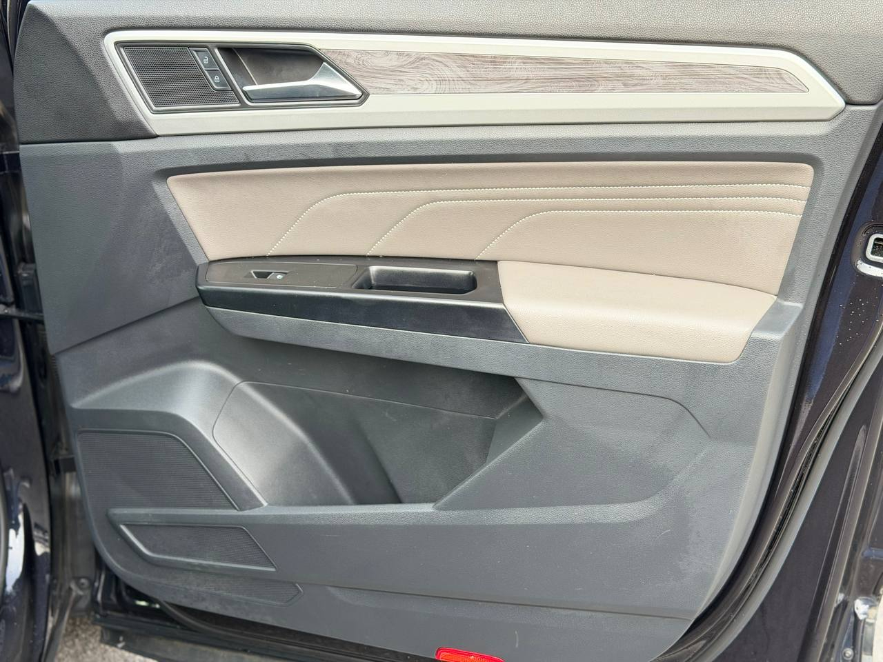 Volkswagen Atlas Cross Sport SE w/Technology 2021