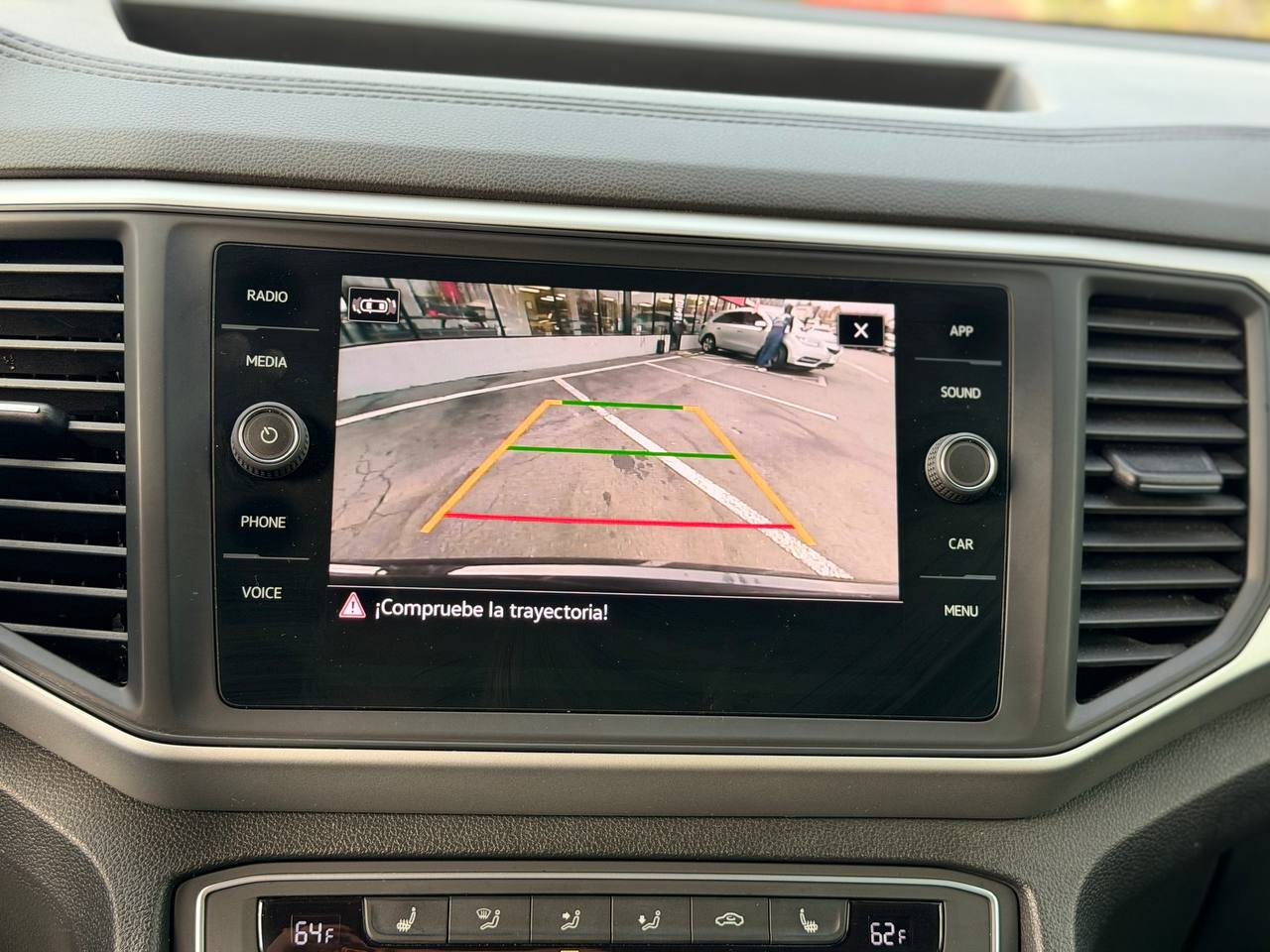 Volkswagen Atlas Cross Sport SE w/Technology 2021