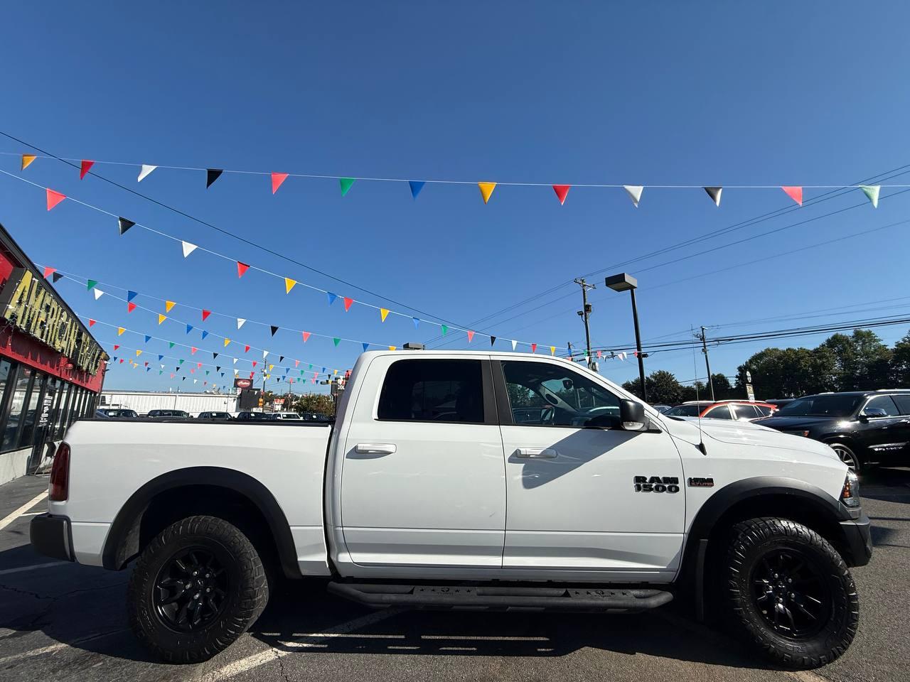 RAM 1500 Rebel Crew Cab SWB 4WD 2017