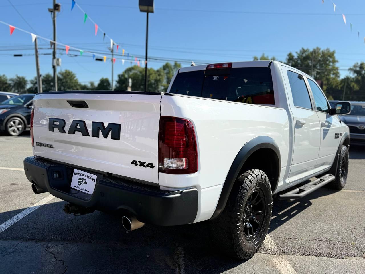RAM 1500 Rebel Crew Cab SWB 4WD 2017