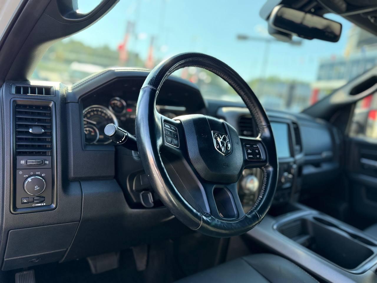 RAM 1500 Rebel Crew Cab SWB 4WD 2017