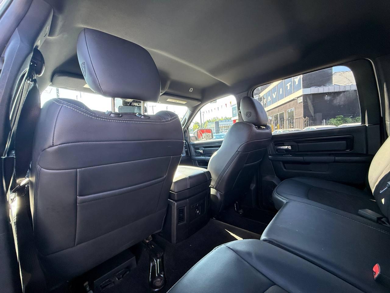 RAM 1500 Rebel Crew Cab SWB 4WD 2017