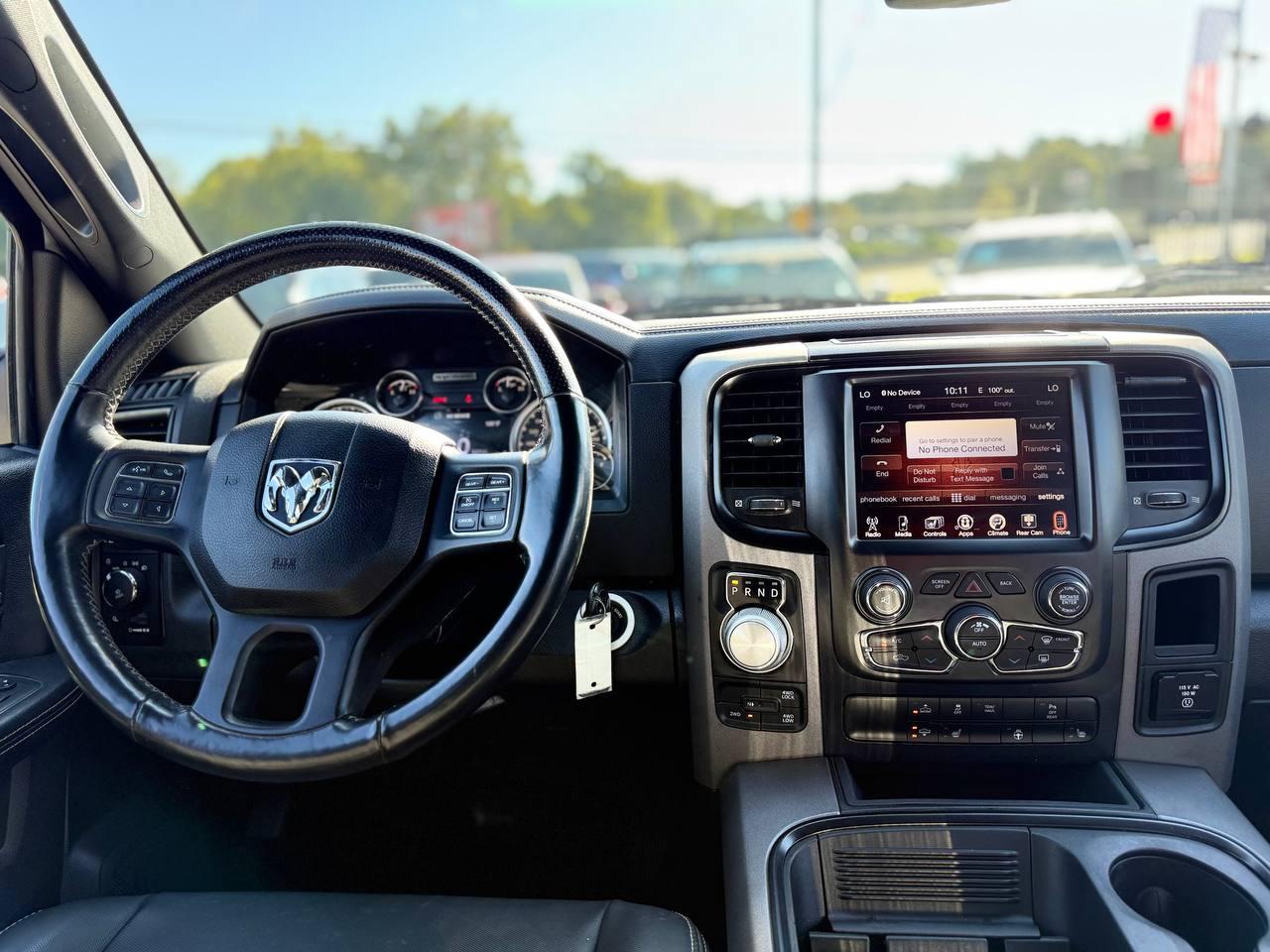 RAM 1500 Rebel Crew Cab SWB 4WD 2017