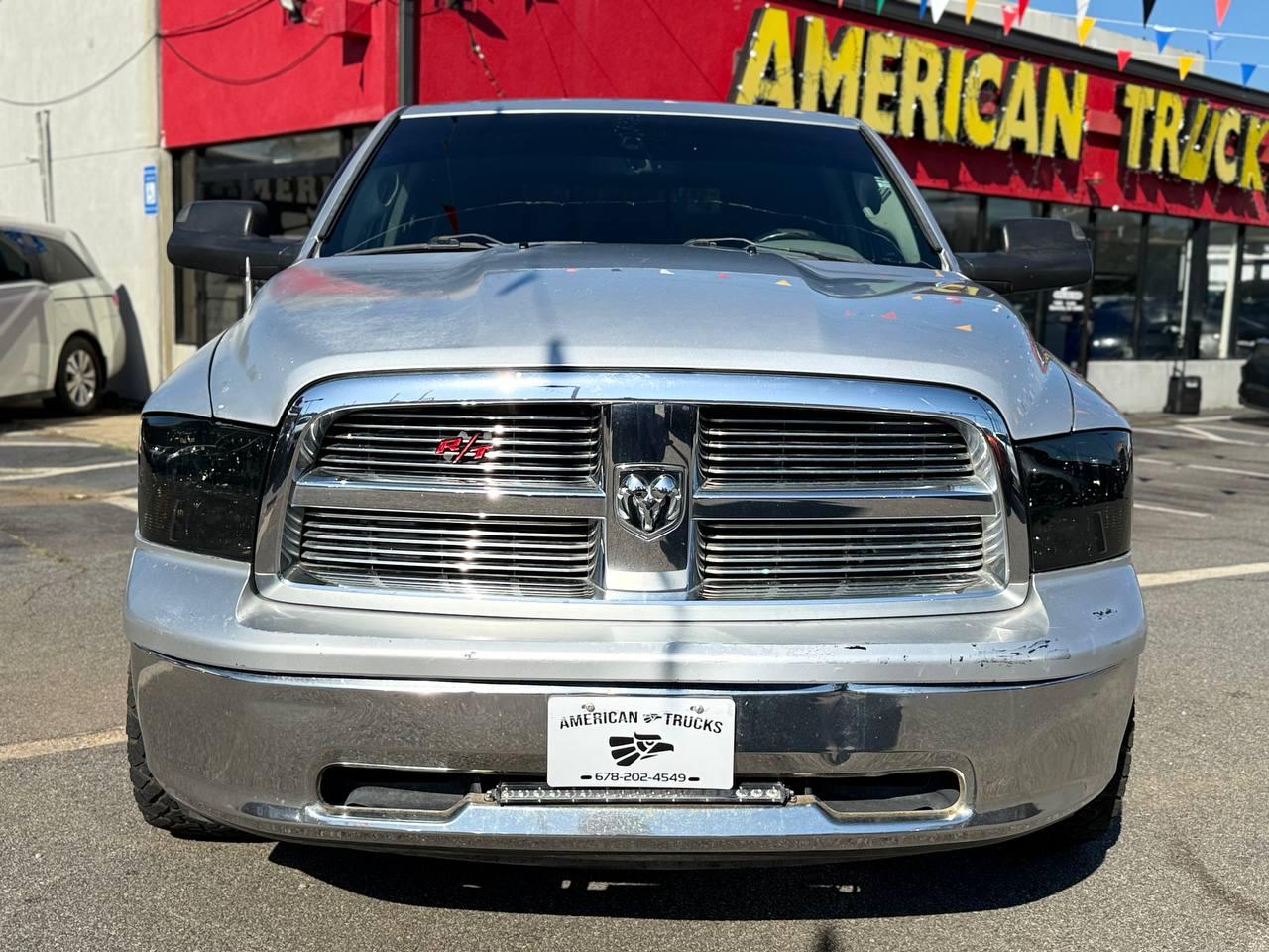 Dodge Ram 1500 SLT Crew Cab 2WD 2009