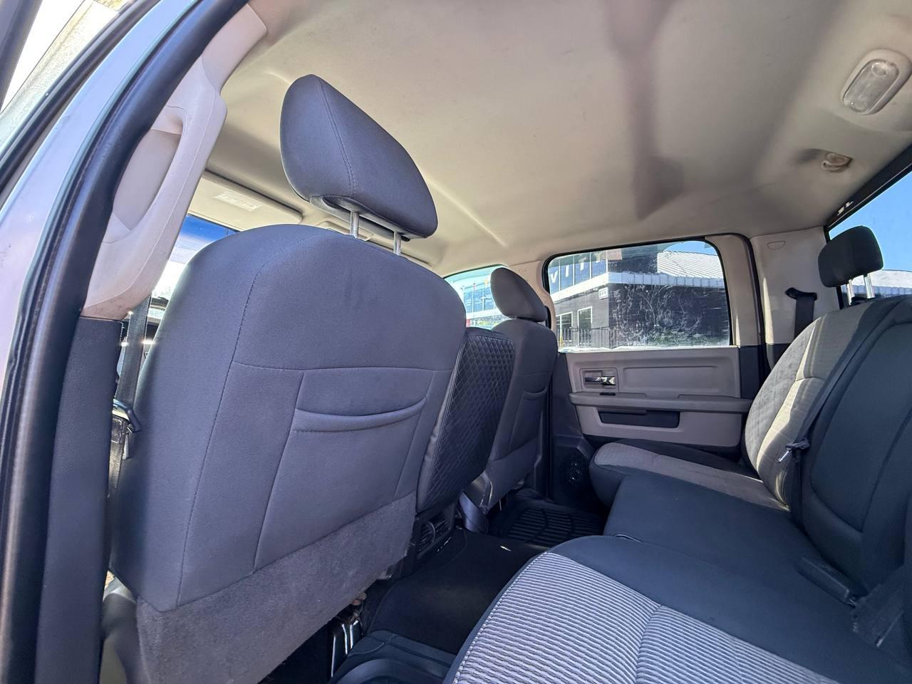 Dodge Ram 1500 SLT Crew Cab 2WD 2009