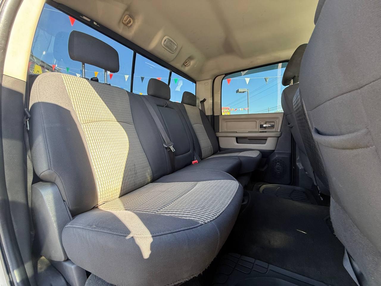 Dodge Ram 1500 SLT Crew Cab 2WD 2009
