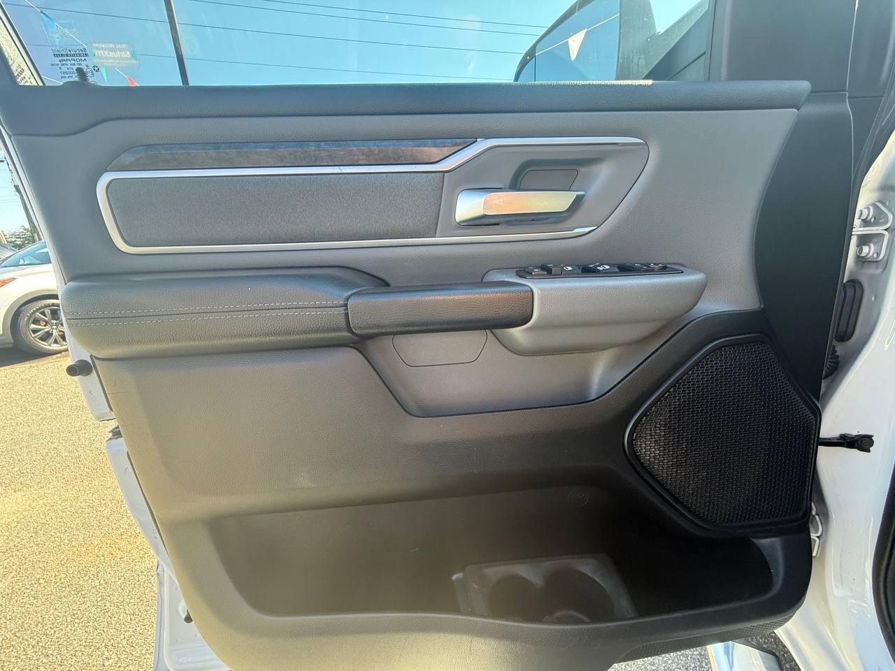RAM 1500 Big Horn Crew Cab SWB 2WD 2020