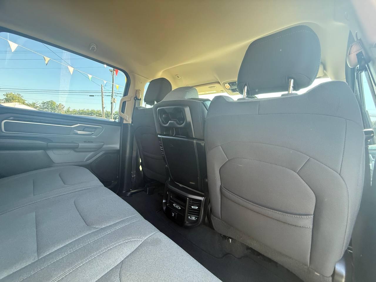 RAM 1500 Big Horn Crew Cab SWB 2WD 2020
