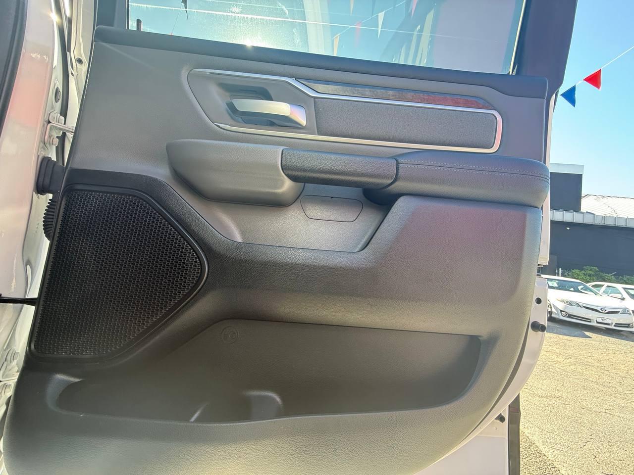 RAM 1500 Big Horn Crew Cab SWB 2WD 2020