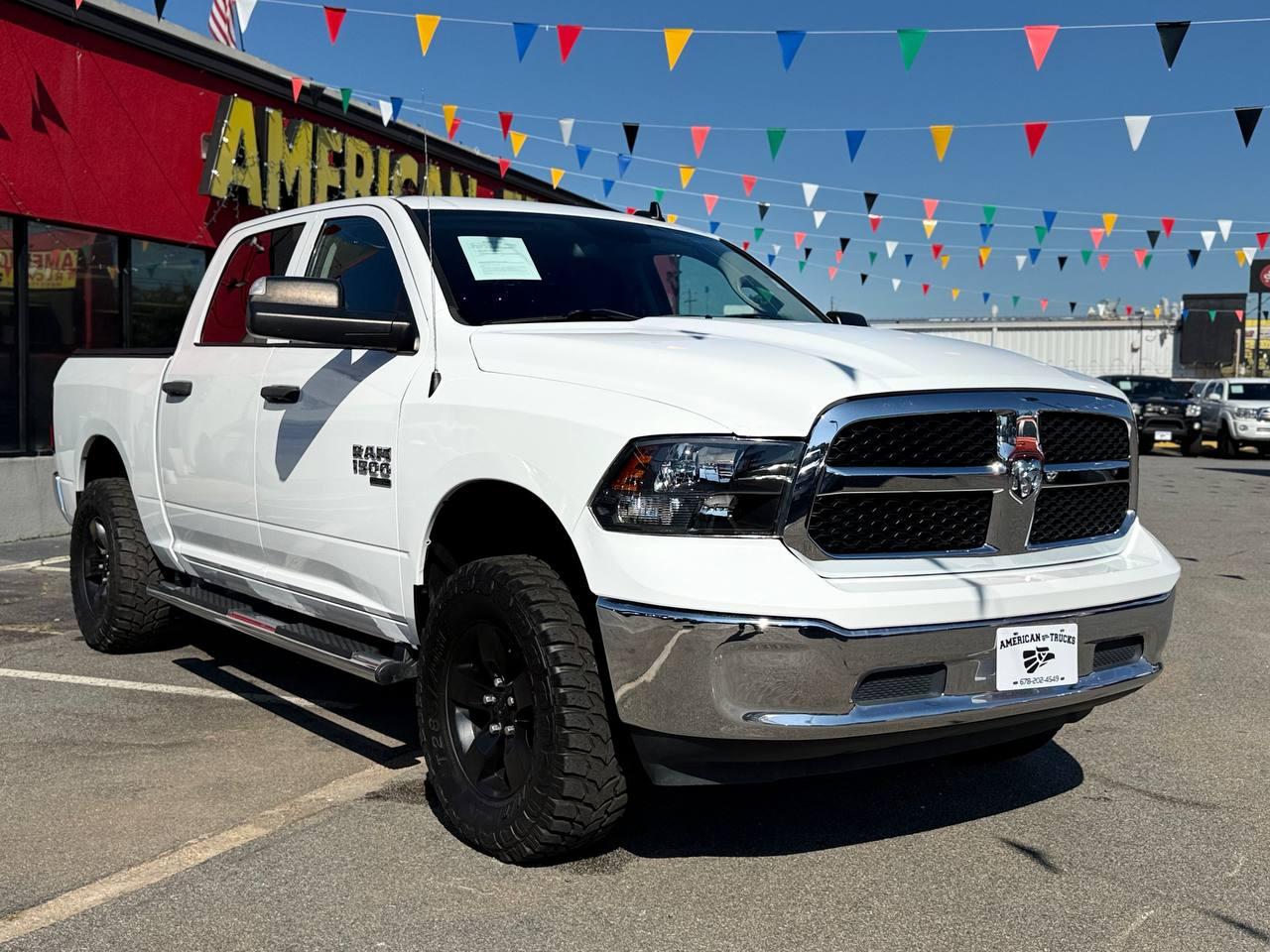 RAM 1500 Classic Tradesman Crew Cab SWB 2WD 2021