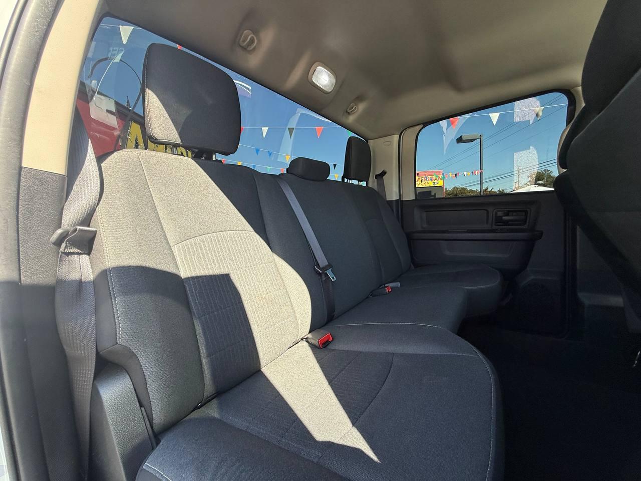 RAM 1500 Classic Tradesman Crew Cab SWB 2WD 2021