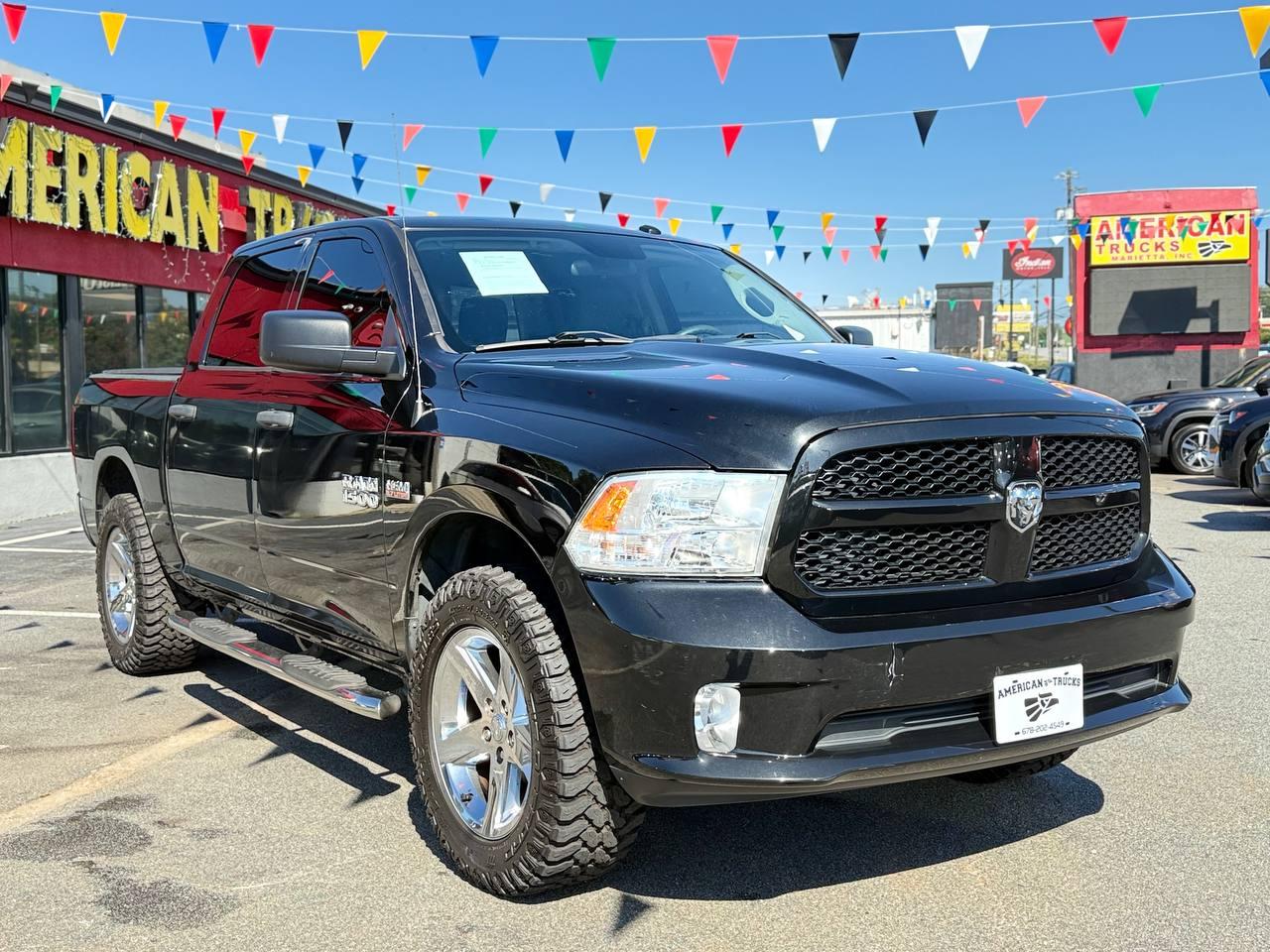 RAM 1500 Tradesman Crew Cab SWB 2WD 2018