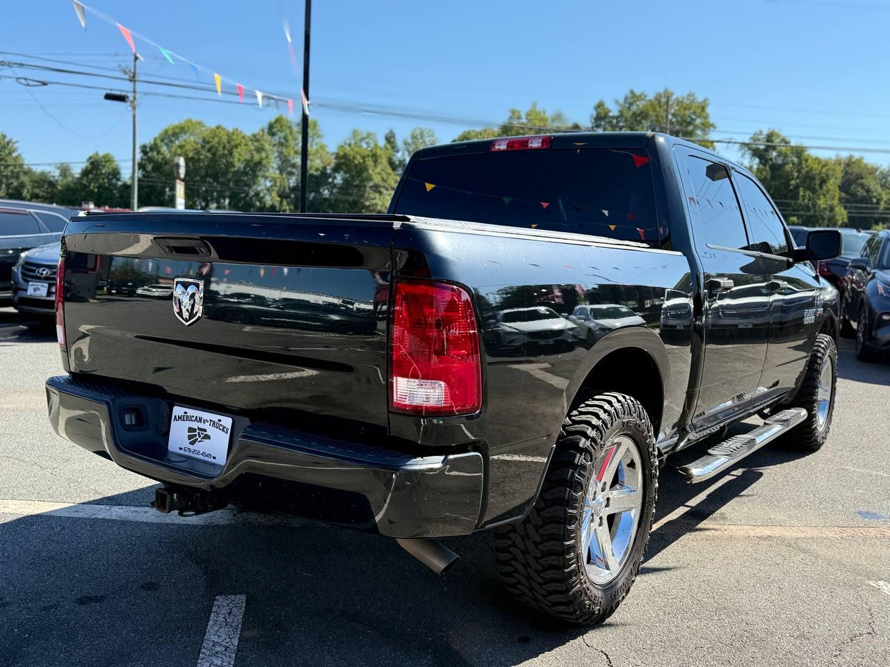 RAM 1500 Tradesman Crew Cab SWB 2WD 2018