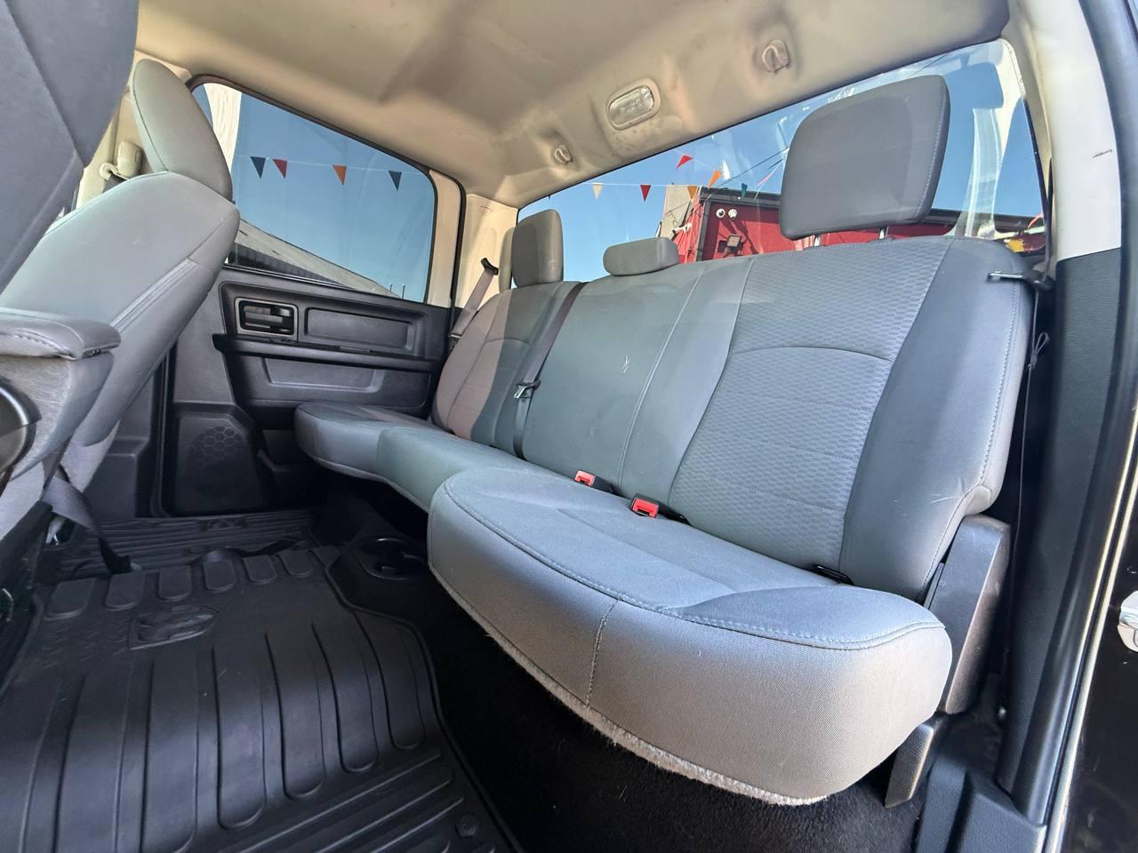 RAM 1500 Tradesman Crew Cab SWB 2WD 2018