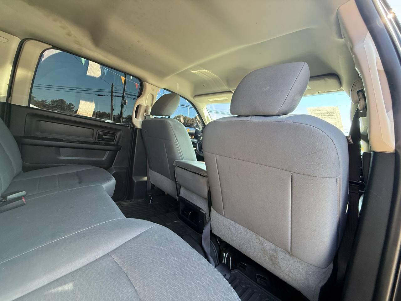 RAM 1500 Tradesman Crew Cab SWB 2WD 2018