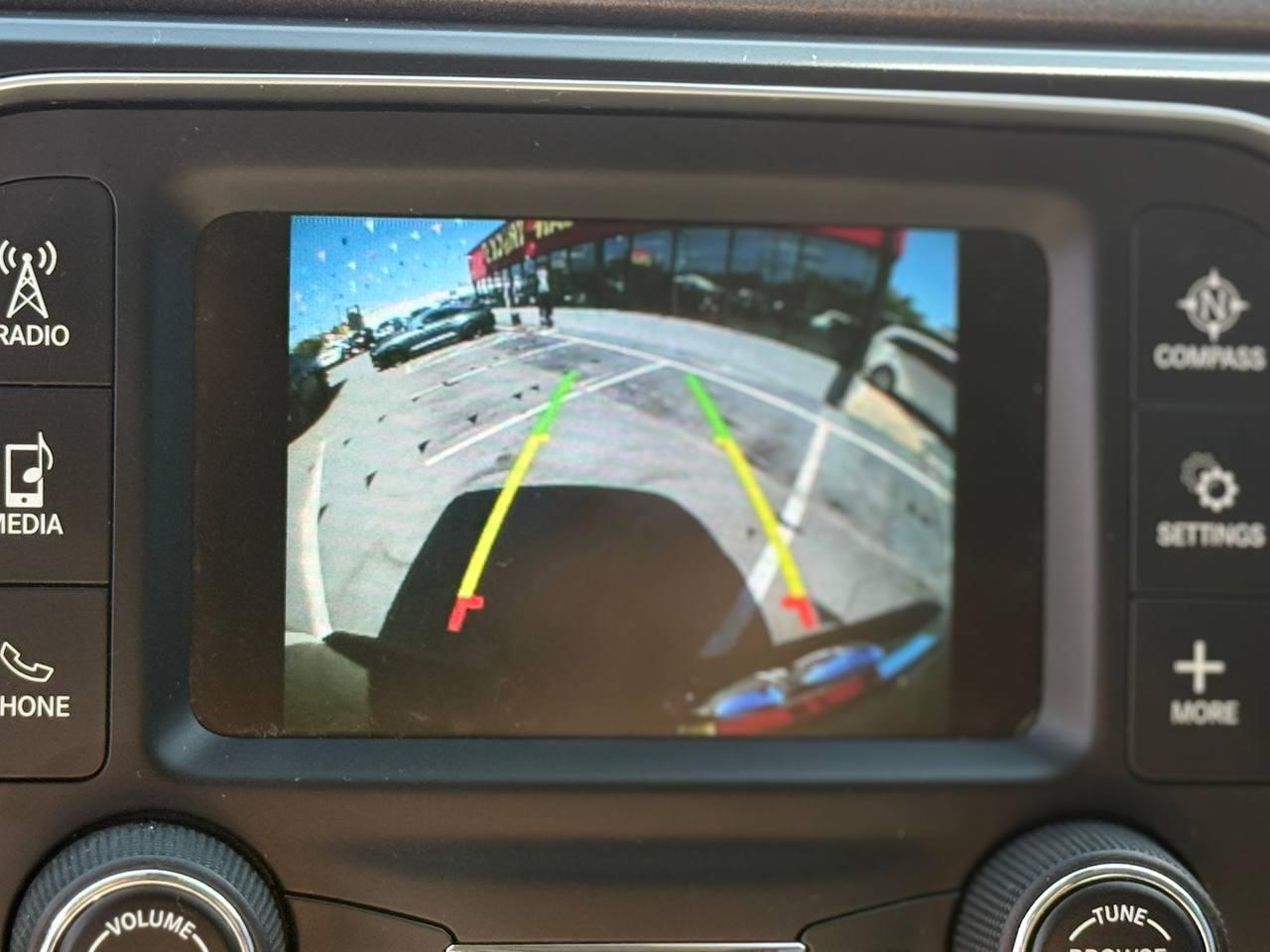 RAM 1500 Tradesman Crew Cab SWB 2WD 2018
