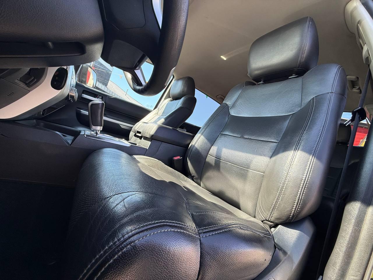 Toyota Tundra SR5 5.7L V8 FFV CrewMax 2WD 2016