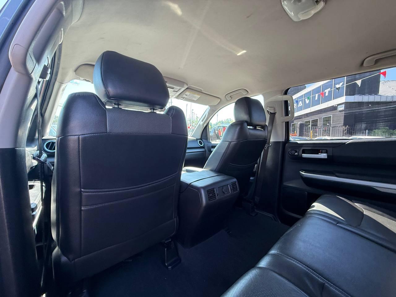 Toyota Tundra SR5 5.7L V8 FFV CrewMax 2WD 2016
