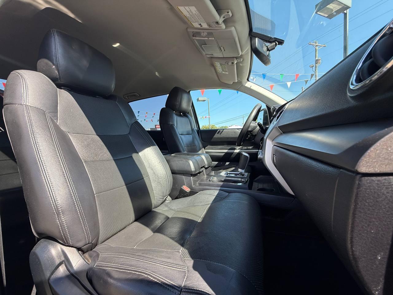 Toyota Tundra SR5 5.7L V8 FFV CrewMax 2WD 2016