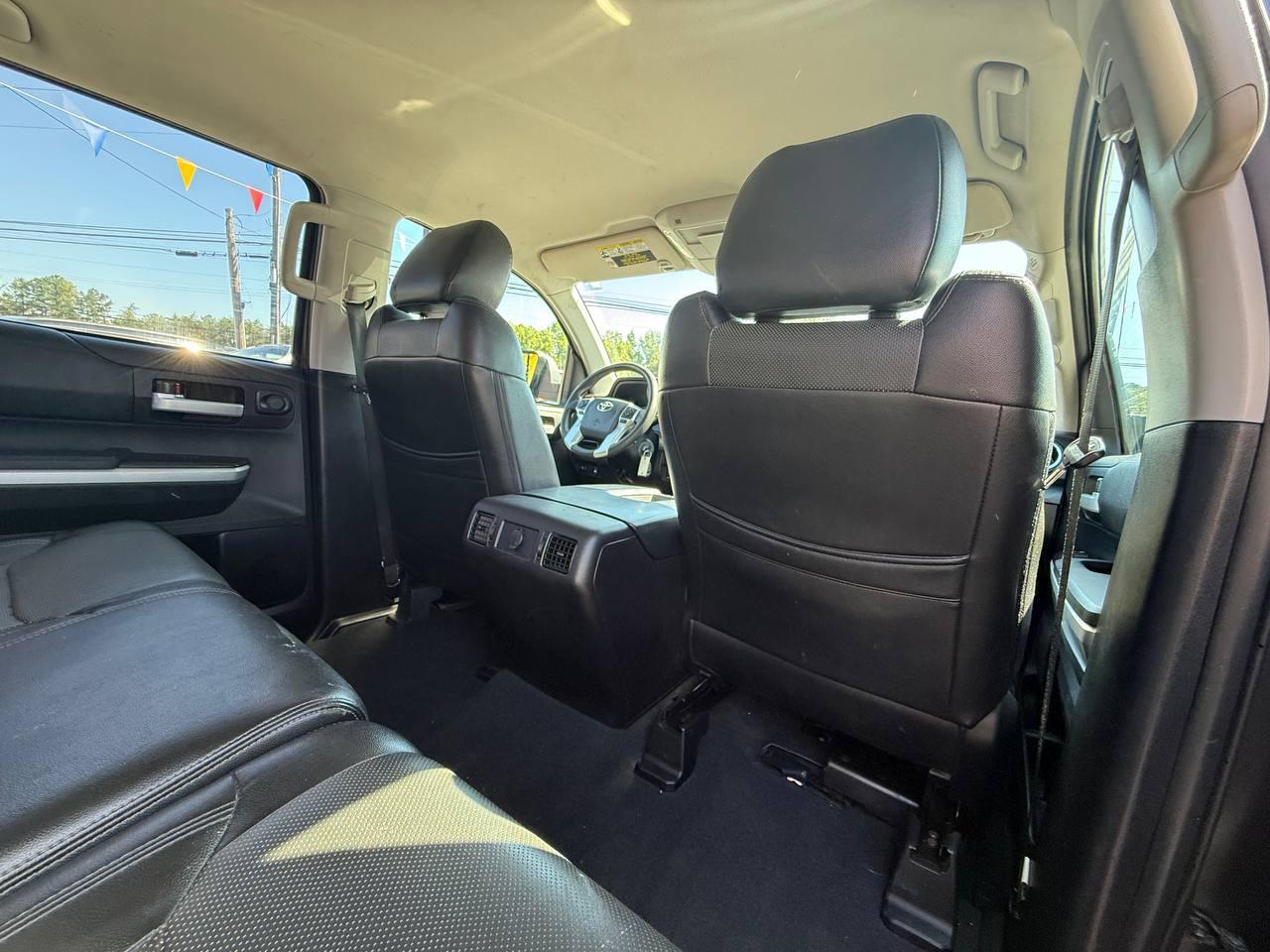 Toyota Tundra SR5 5.7L V8 FFV CrewMax 2WD 2016