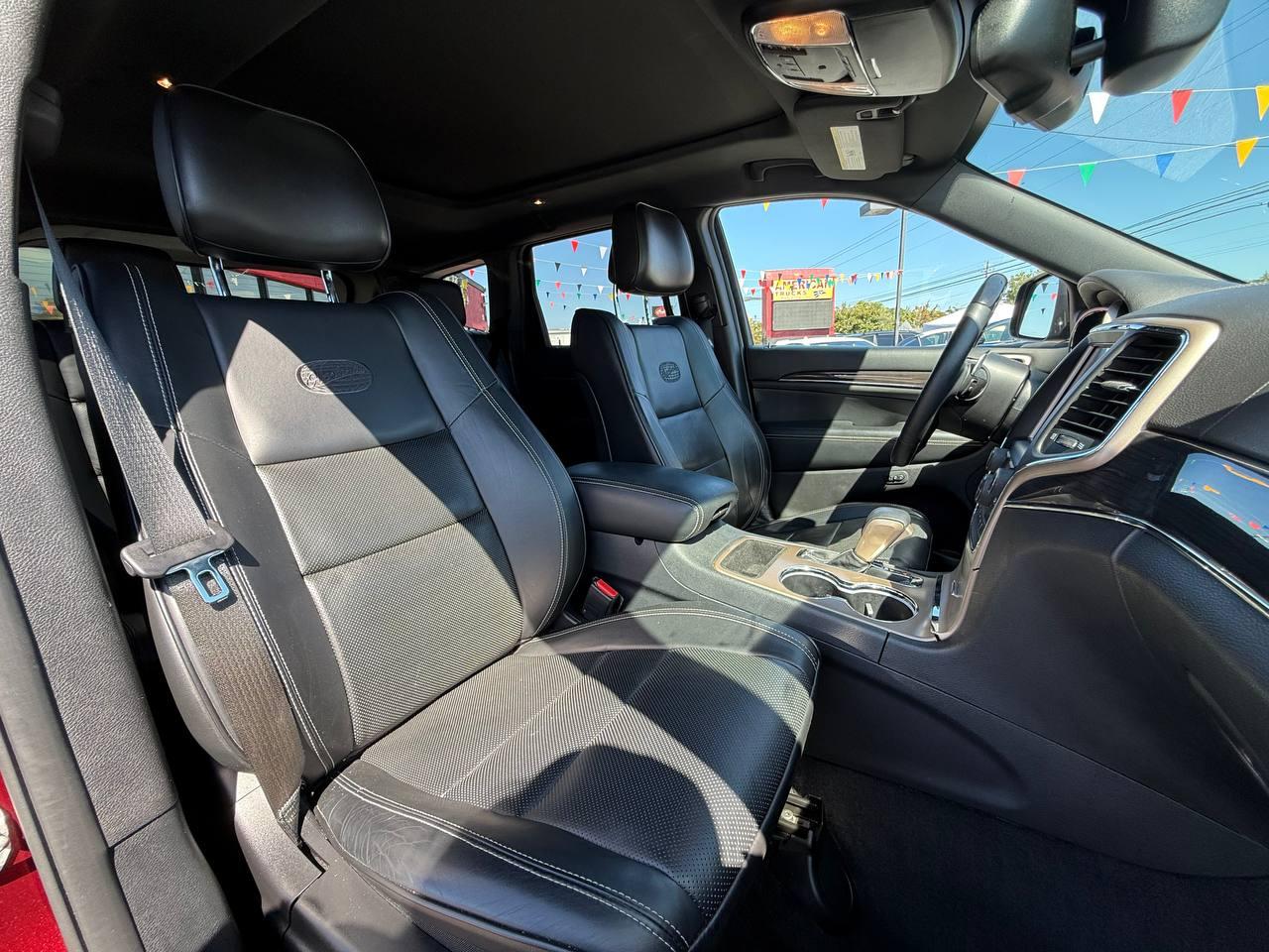 Jeep Grand Cherokee Overland 2WD 2016