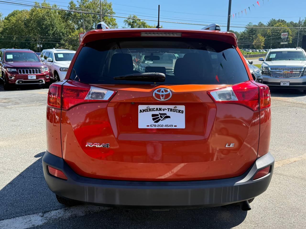 Toyota RAV4 LE FWD 2015