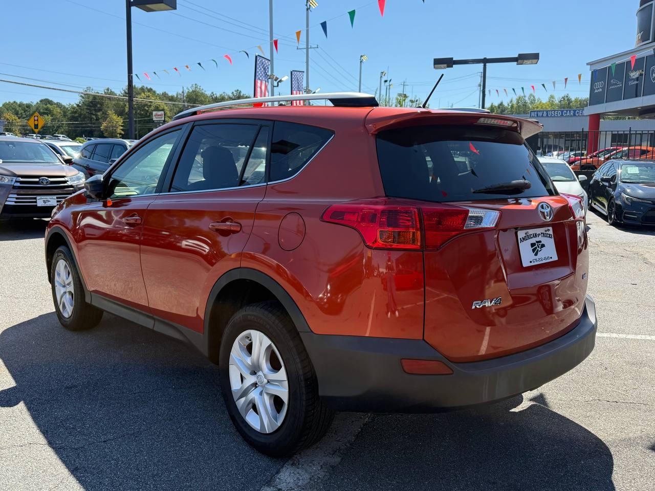 Toyota RAV4 LE FWD 2015
