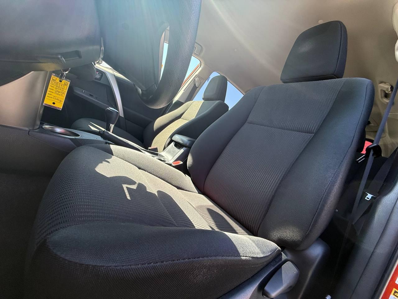 Toyota RAV4 LE FWD 2015
