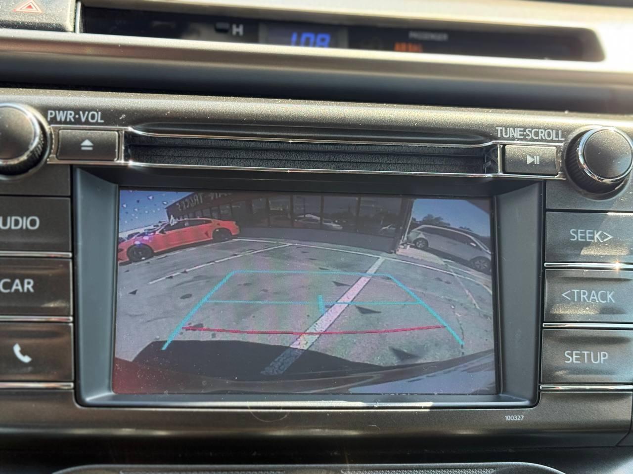 Toyota RAV4 LE FWD 2015